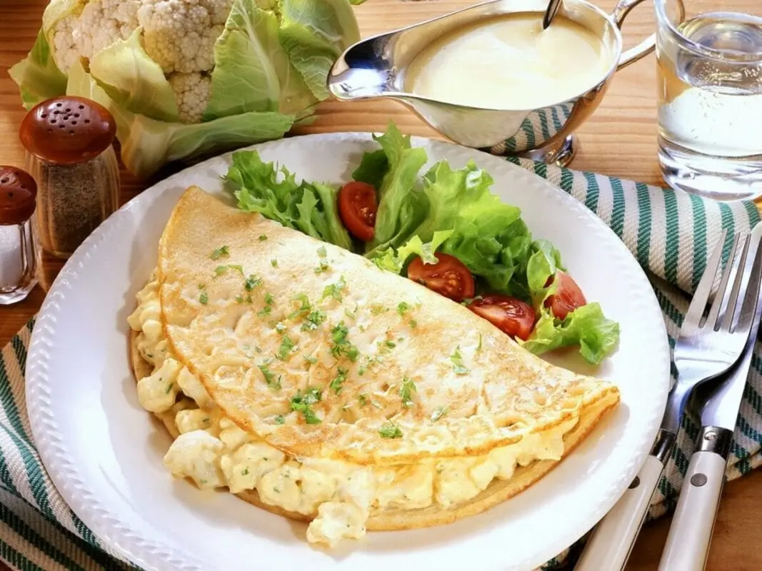 Protein omelet with cauliflower