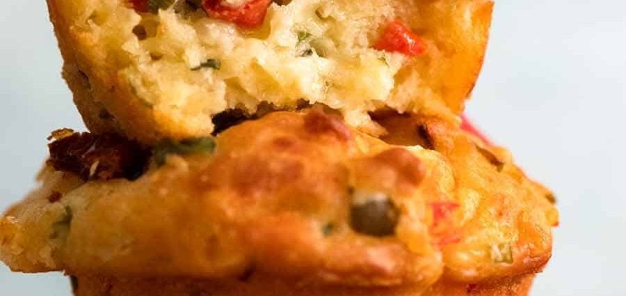 Vegetable muffins with tomatoes and peppers