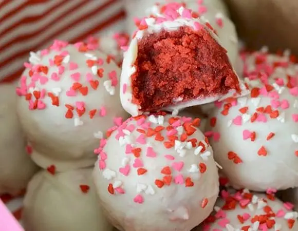 Photo collection from &#8220;Healthy Food Near Me&#8221;: sweet gifts for February 14