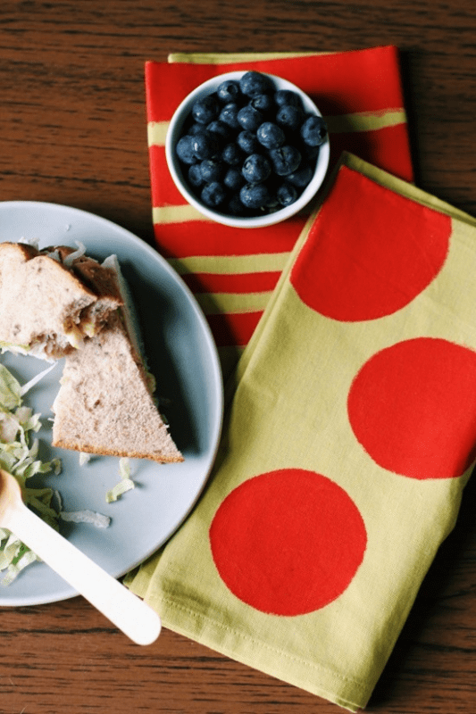 On a picnic with comfort: 10 life hacks with paper towels ...