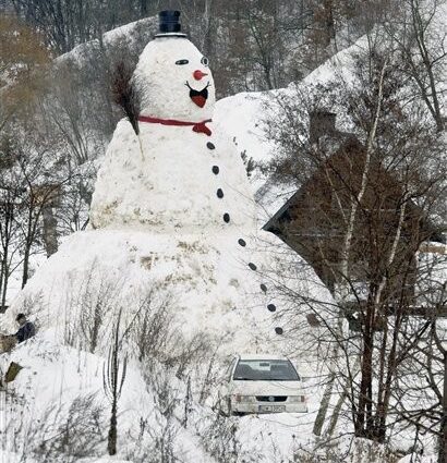 100-kg snowman was eaten in Rostov