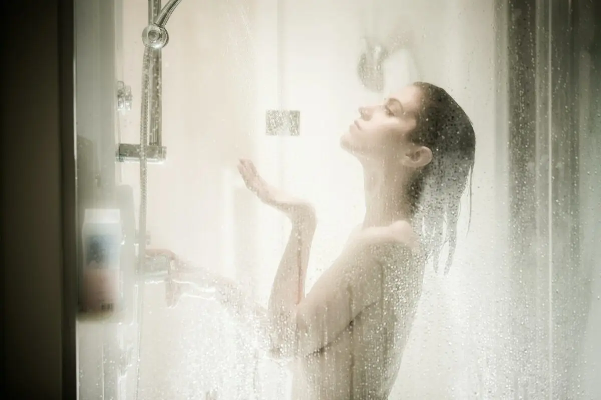 9 mistakes women make in the shower