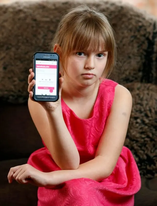 9-year-old girl hacked dad&#8217;s iPhone and bought tickets to Disneyland