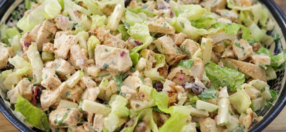 Apple and chicken salad: where the taste is, there is the benefit. Video