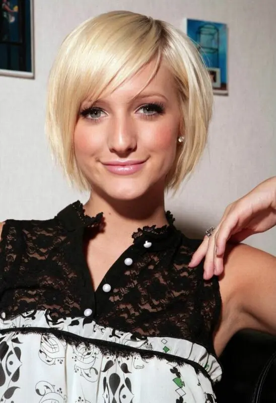 Ashlee Simpson: celebrity hairstyles