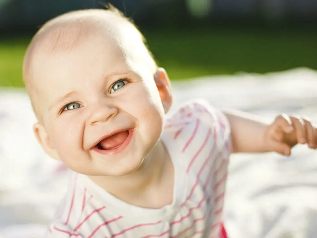 Babies have no teeth at 7 months: why, how many should be, what to do