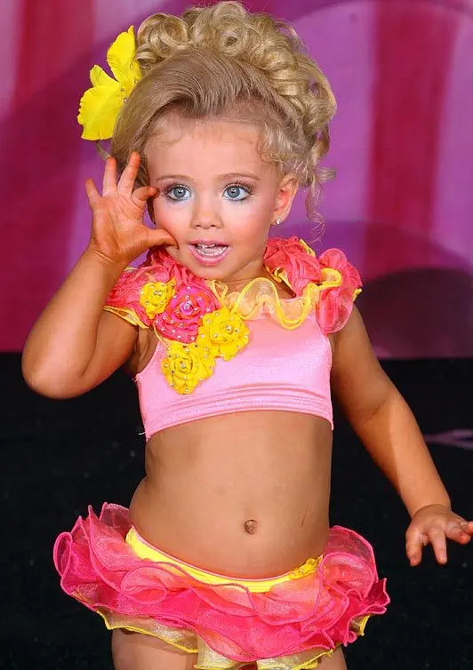 Beauty pageant for girls