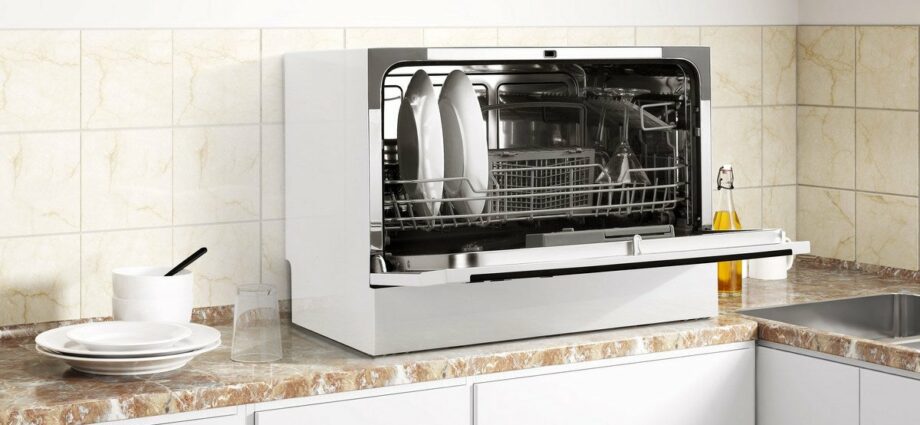 Bench-top dishwasher