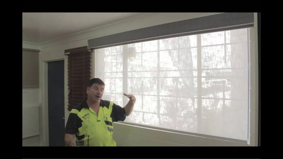 Blackout roller blinds and blinds. Video