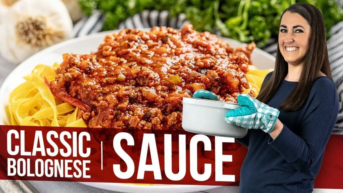 Bolognese sauce: a noble classic. Video