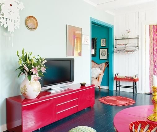 Bright furniture in the interior and decor: photo