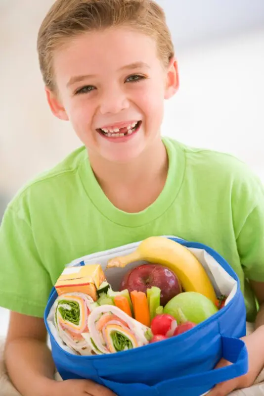 Bring food to school from home