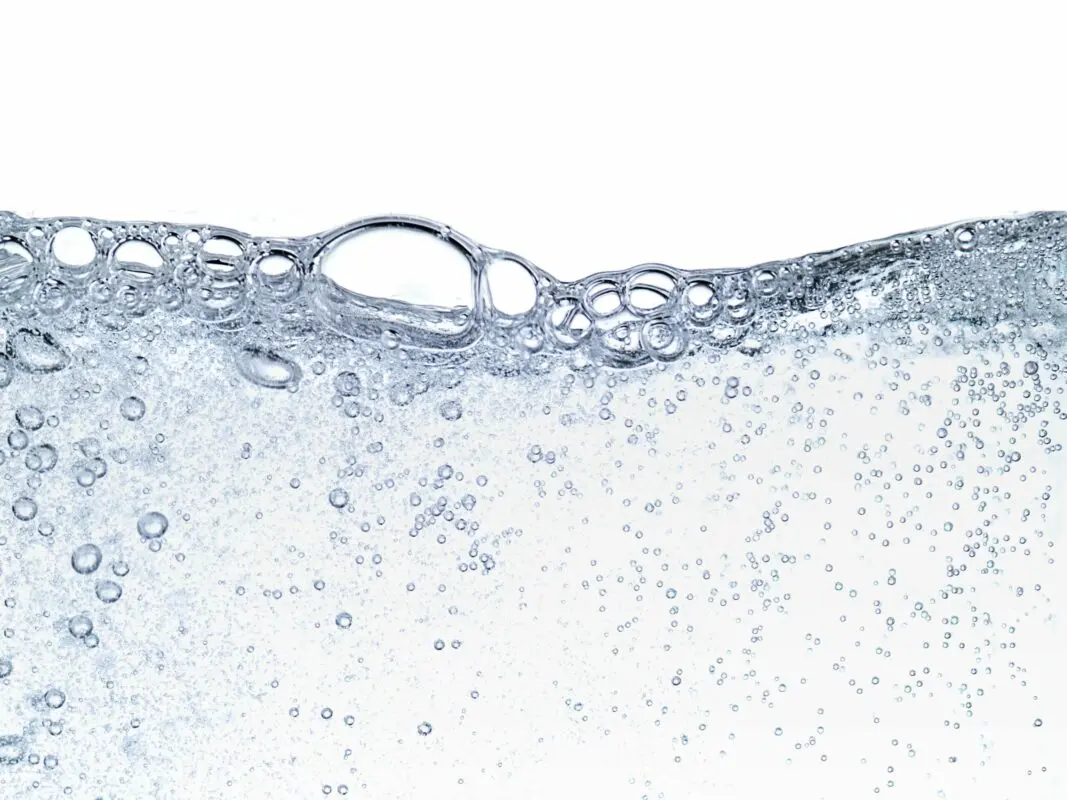 Bubble effect: how to choose healthy water