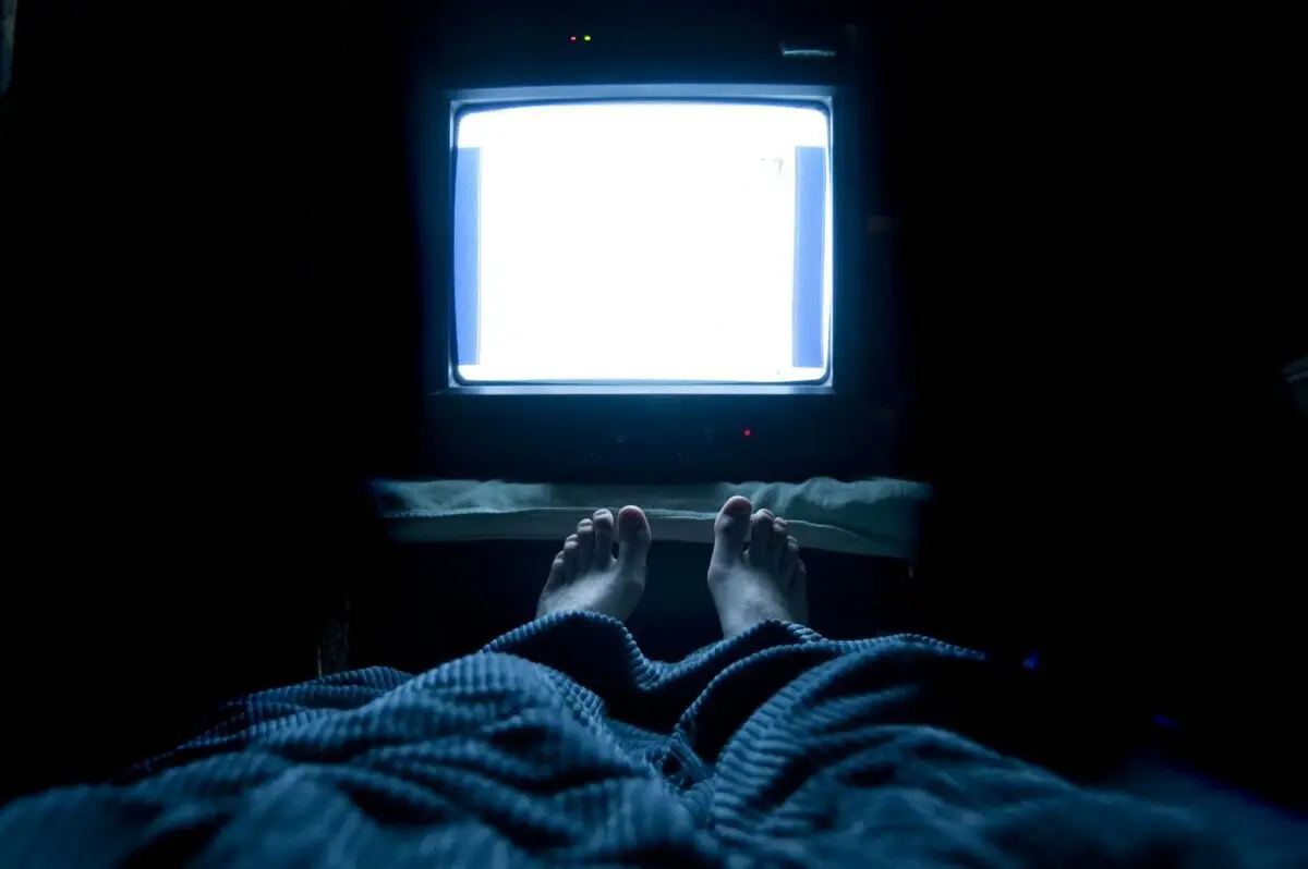 Can I watch TV in the dark