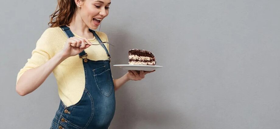 Can you eat sweets during pregnancy?