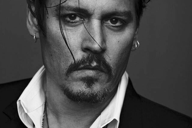 Celebrity photo shoots: what does Johnny Depp dislike?