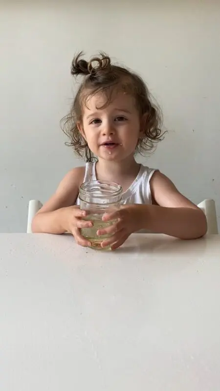 Chamomile tea: how to brew a child? Video