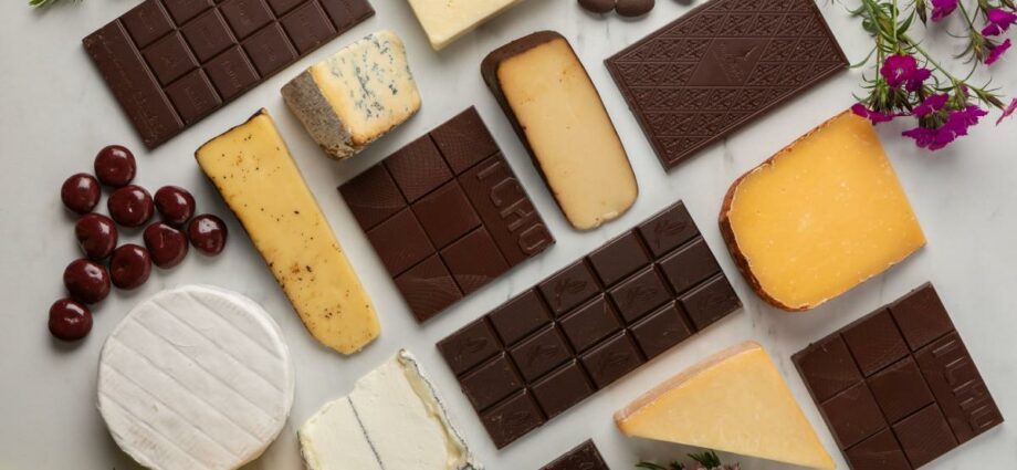 Cheese, chocolate and 7 more foods that should not be eaten with migraines