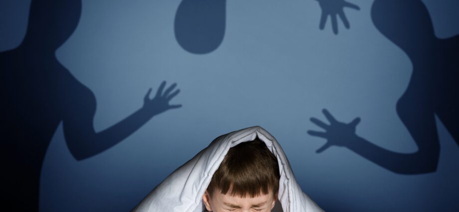 Barndoms mareridt og natteskræk: hvad er forskellene?