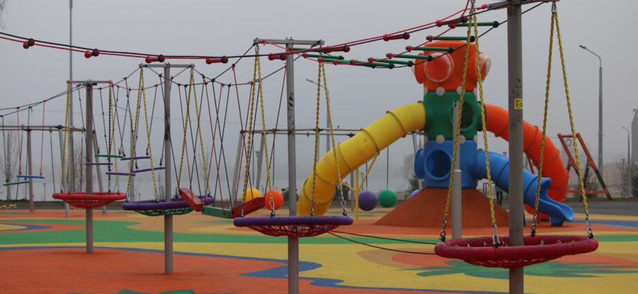 Magnitogorsk'taki çocuk oyun alanları
