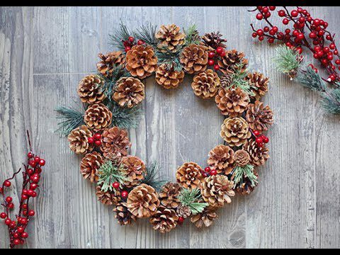 Christmas wreath of cones: gawin ito sa iyong sarili. Video