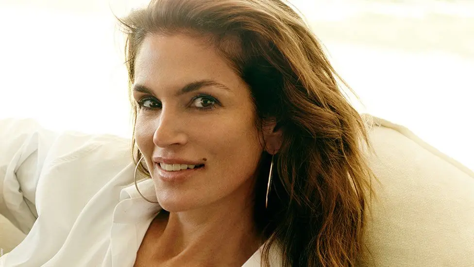 Cindy Crawford the secret of beauty and youth photos