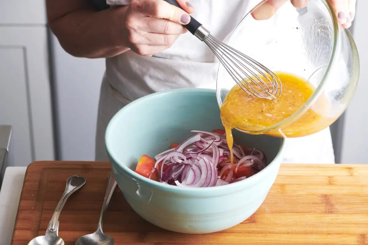 Classic vinaigrette salad. Video recipe