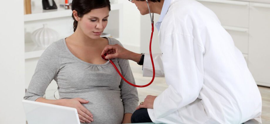 Complications of pregnancy, when to call a doctor