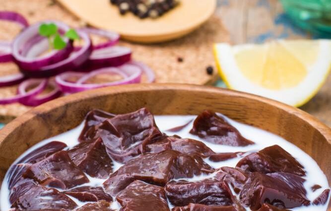 Cooking the liver in milk