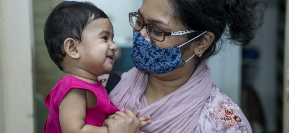 Koronavirus i bebe: simptomi i rizici za malu djecu