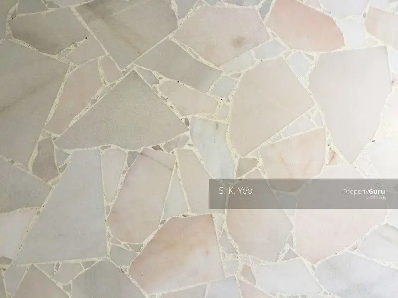 Cracked flooring: new fashion