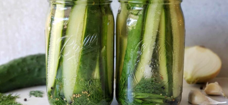 Crunch carefully: why pickles and pickles can be dangerous