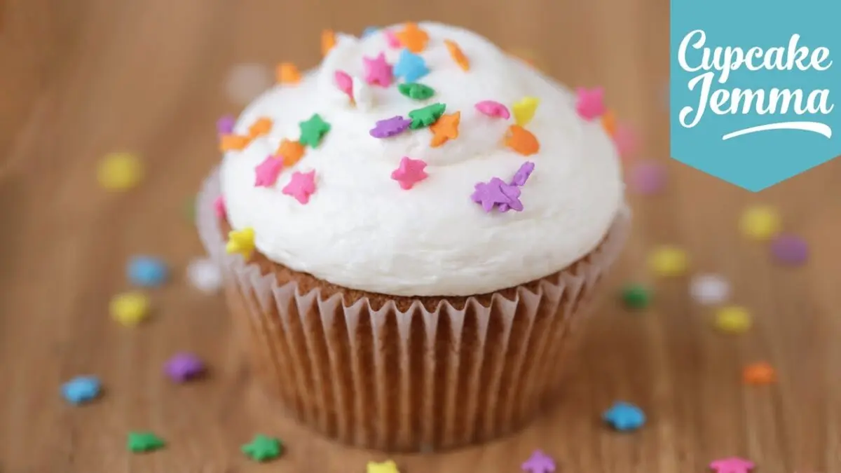 Cupcake: recipe with photo and video