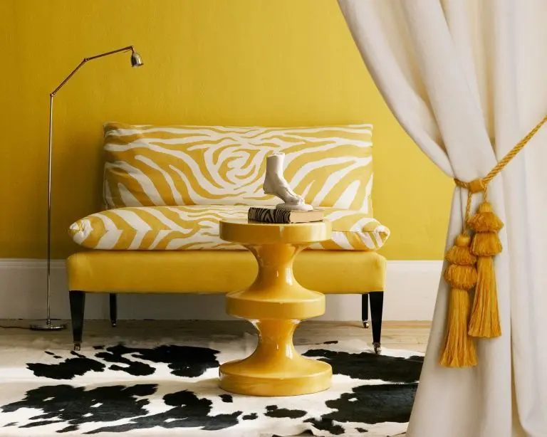 Designers have named the new most fashionable color for the walls