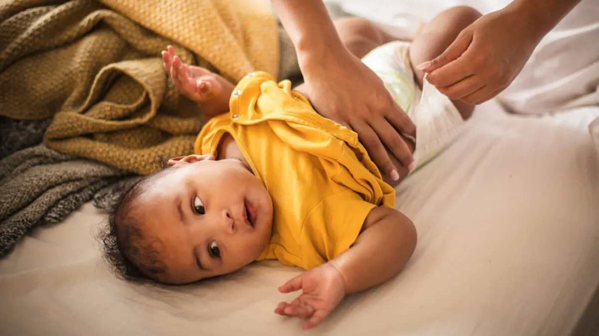 Diarrhea and diarrhea in an infant: how to treat? Video
