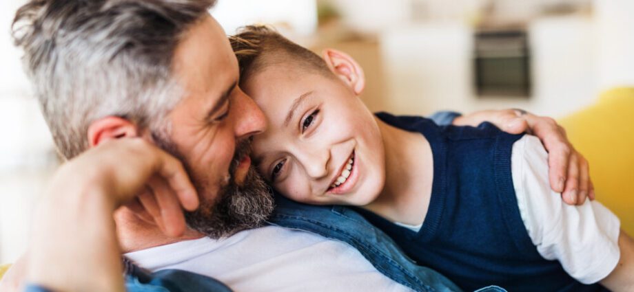 Didn&#8217;t hesitate: dad wet himself to comfort his daughter