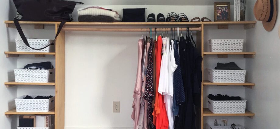 Dressing rooms: how to store clothes