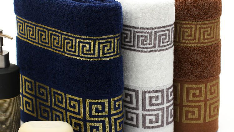 Elegant bath towels for the bathroom