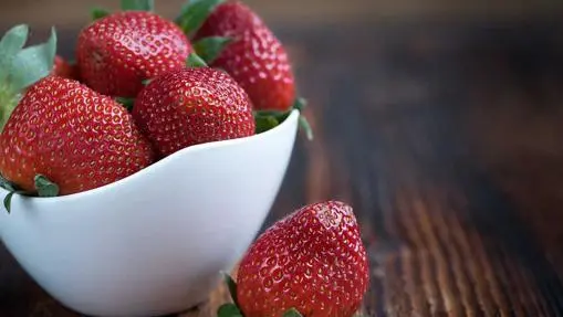 Fancy berries, why should you eat red berries?