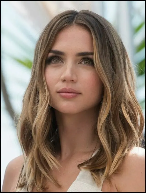 Fashionable haircuts for women, photo