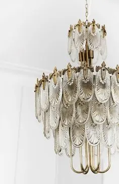 Fashionable lamps and chandeliers: TOP-30