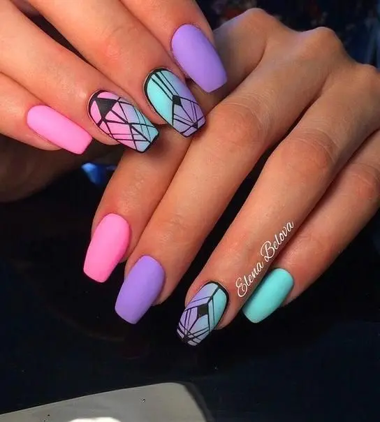 Fashionable nail design