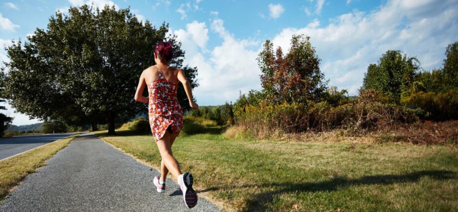 Features of women&#8217;s running: what to look for when training