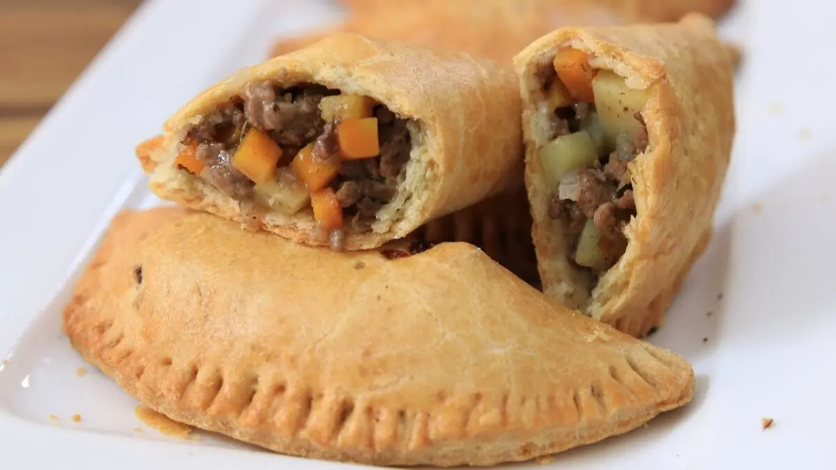 Filling for meat pies. Video recipe