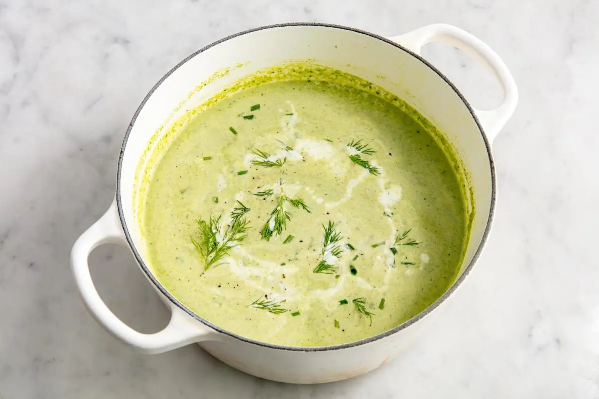 Fresh asparagus soup