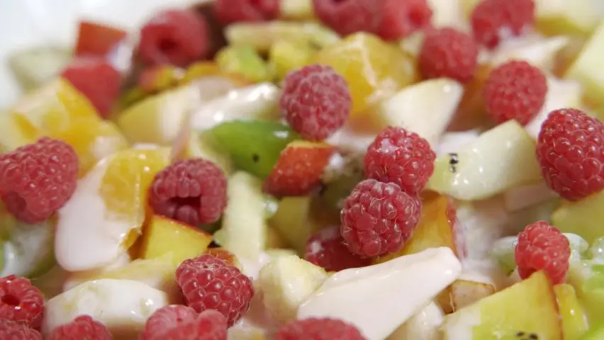 Fruit salad with yogurt. Video