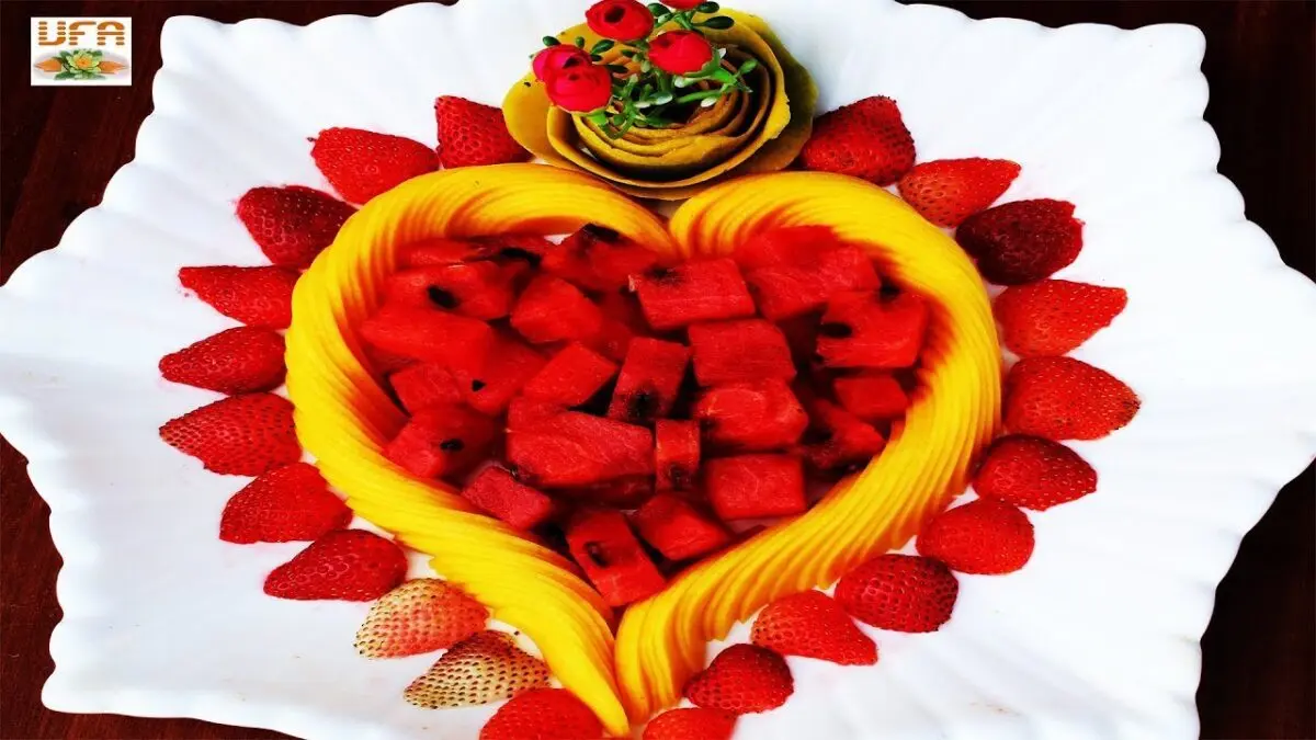 Fruit slicing: how to decorate the table? Video