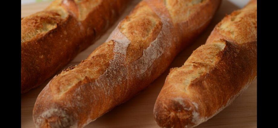 Garlic oil baguette: recipe. Video