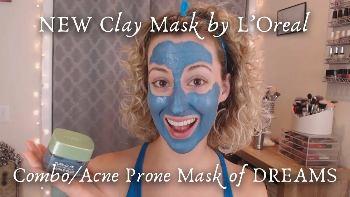 Hair mask with blue clay. Video