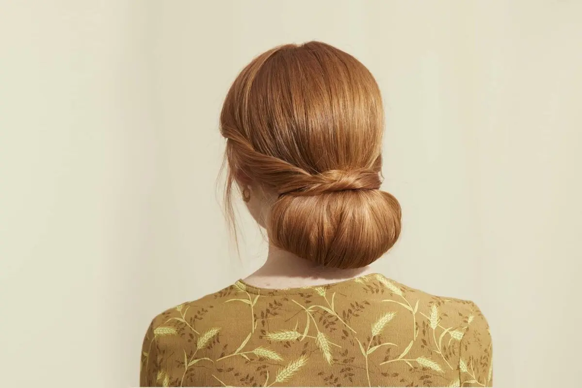 Hairstyles with a chignon: how to do it yourself. Video